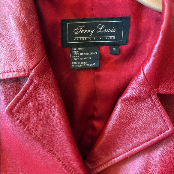 Terry Lewis Women's Red Leather Midi Trench Coat - Picture 6 of 6